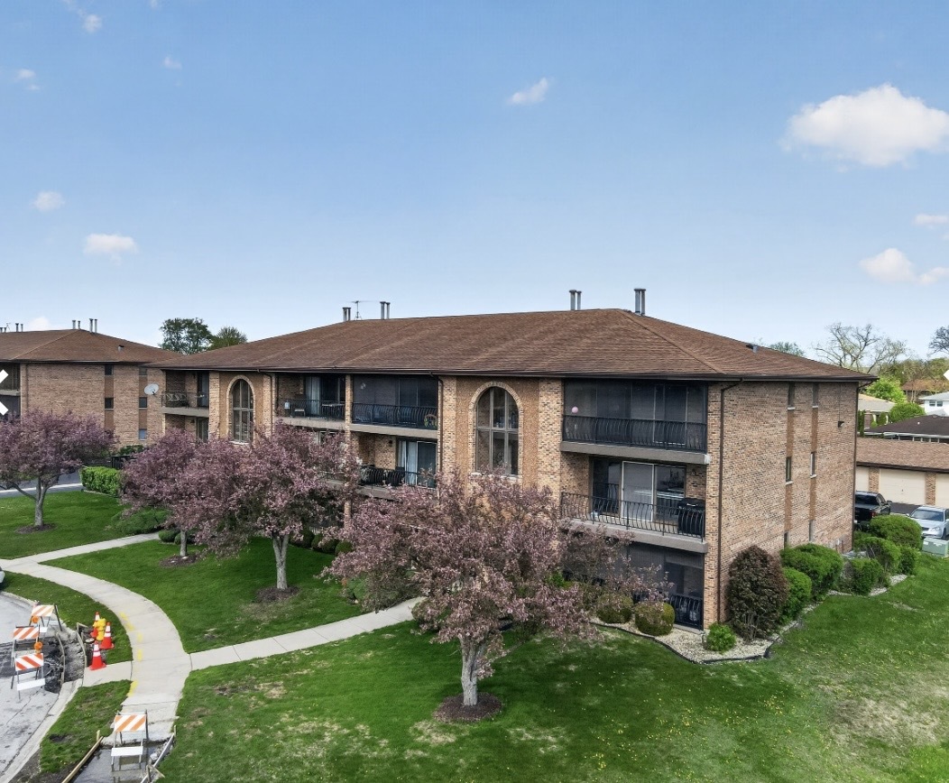 11111 Heritage Drive #3B, Palos Hills, IL 60465