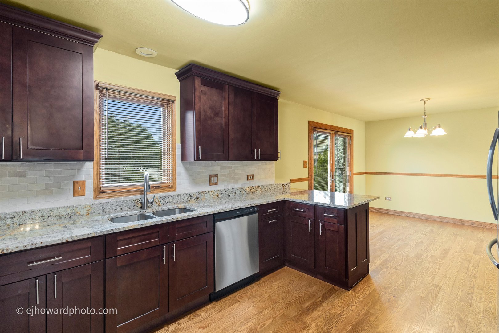 13714 Woodridge Lane, Orland Park, IL 60462