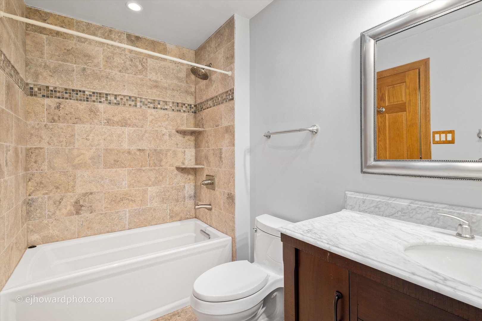 13714 Woodridge Lane, Orland Park, IL 60462