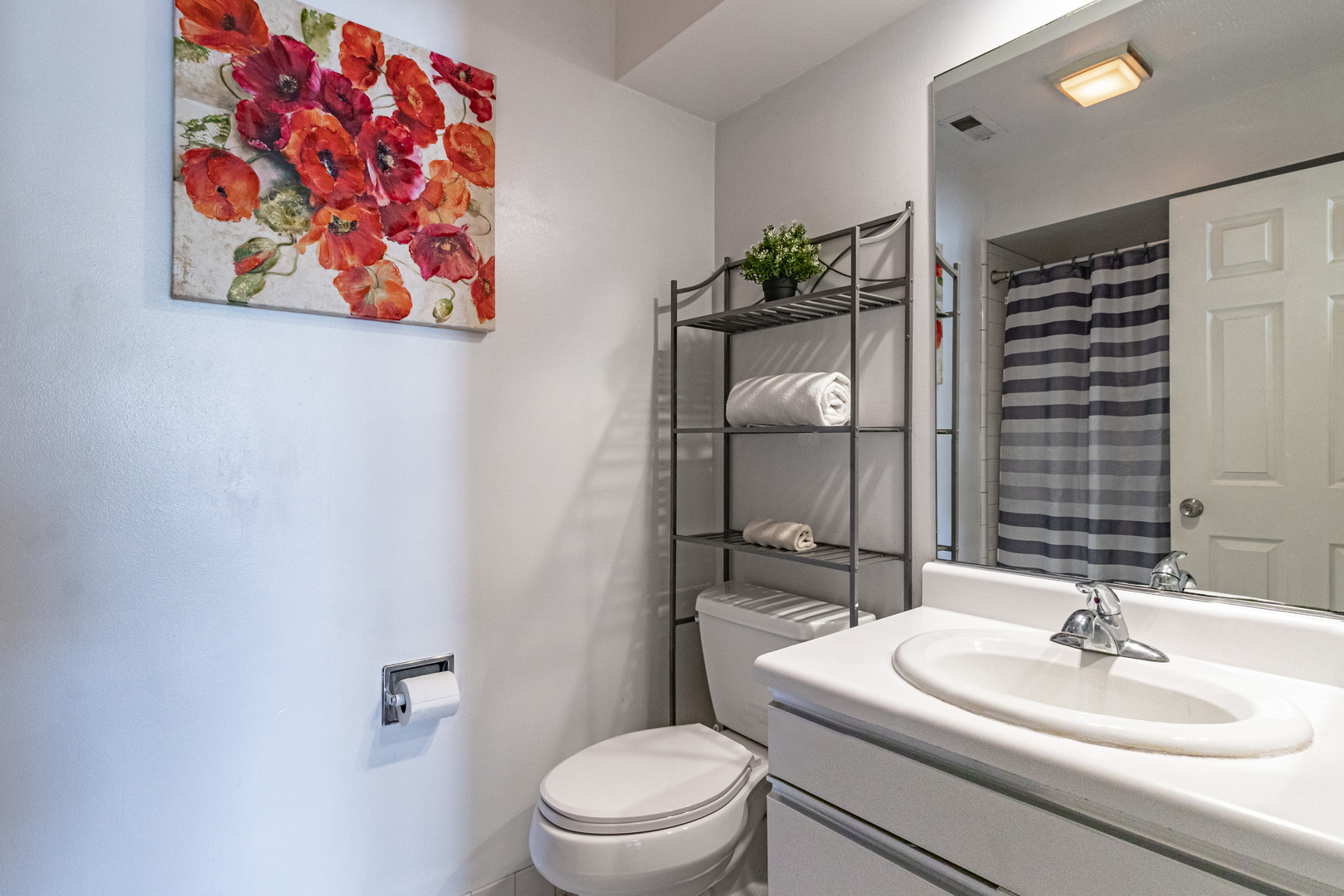 1577 Pinetree Drive, Gurnee, IL 60031