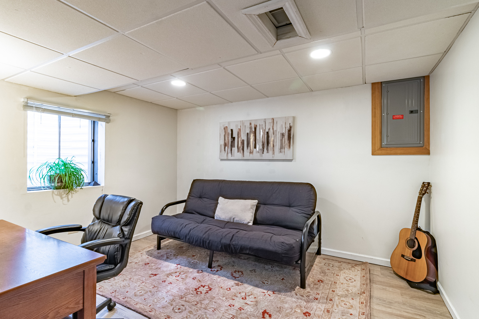 1577 Pinetree Drive, Gurnee, IL 60031