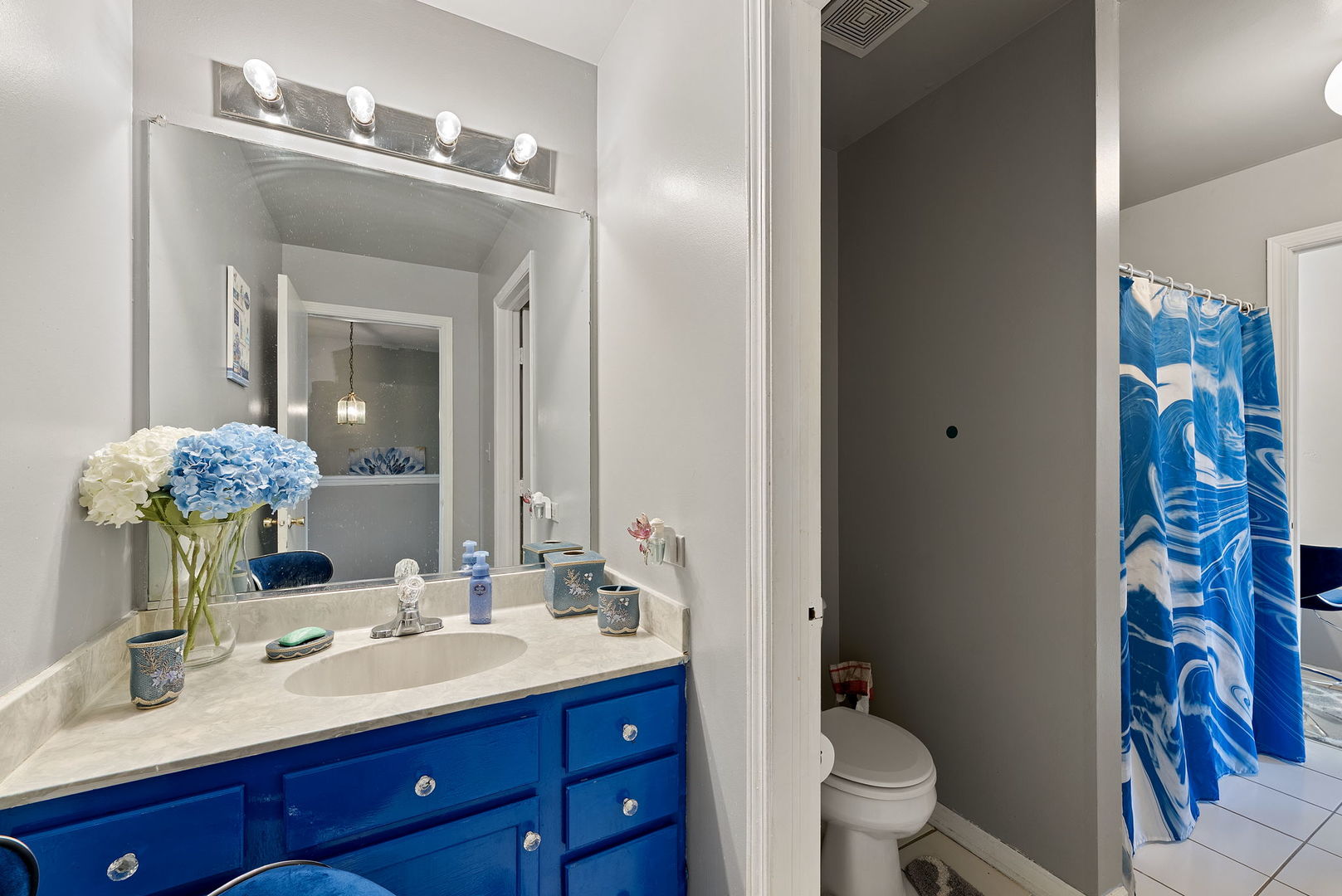 5121 Deblin Lane, Oak Lawn, IL 60453