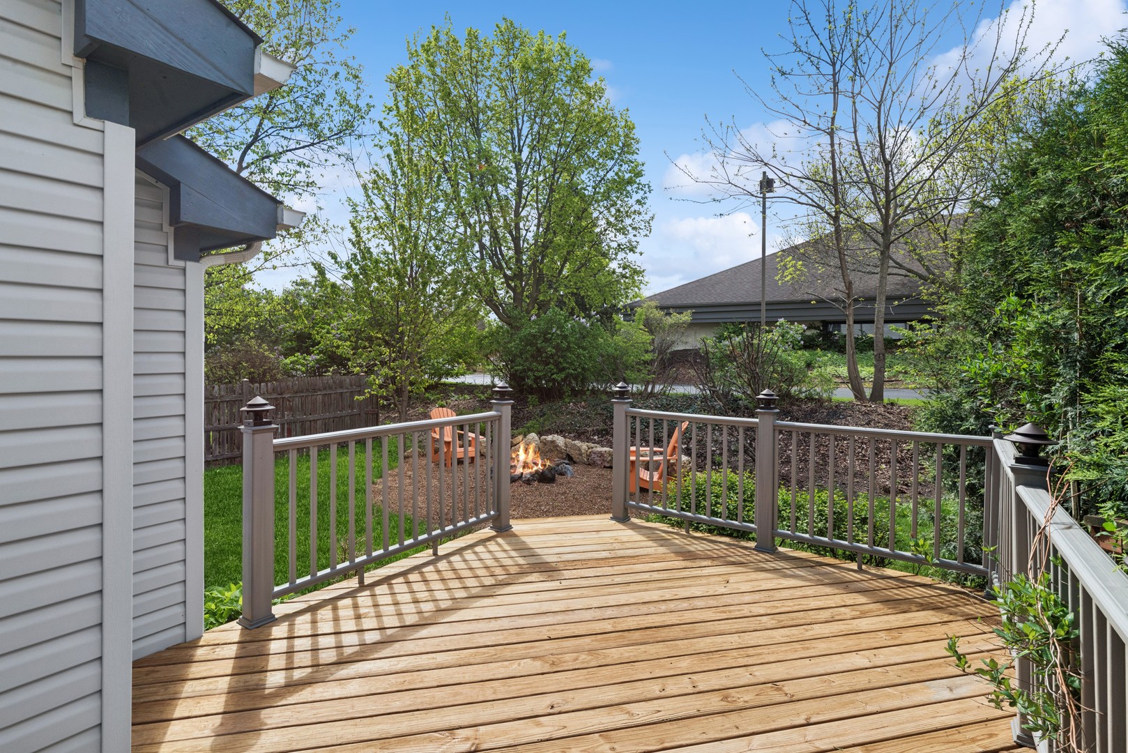 955 Blackburn Drive, Grayslake, IL 60030