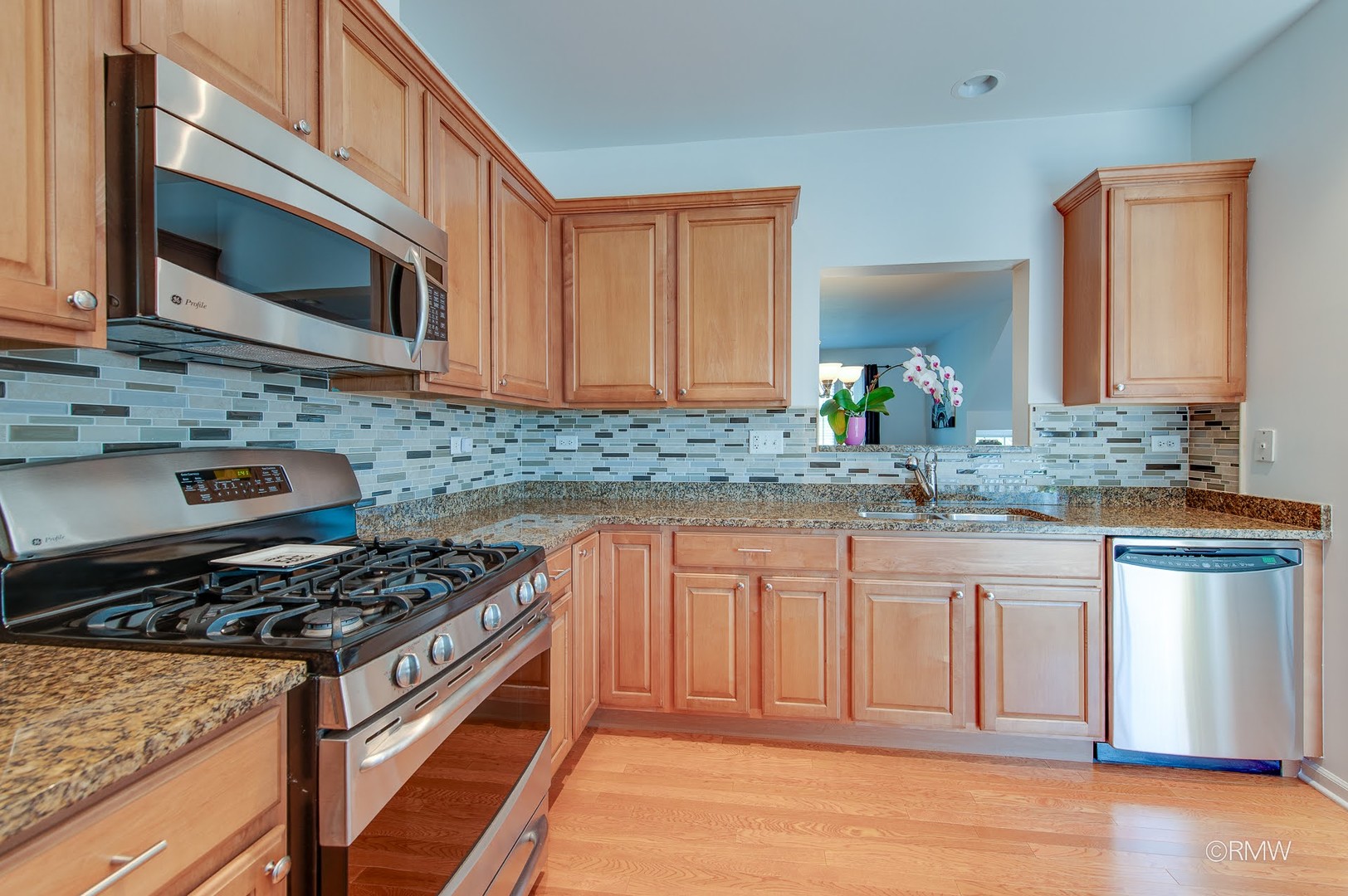 136 Morgans Gate Drive #136, Wood Dale, IL 60191
