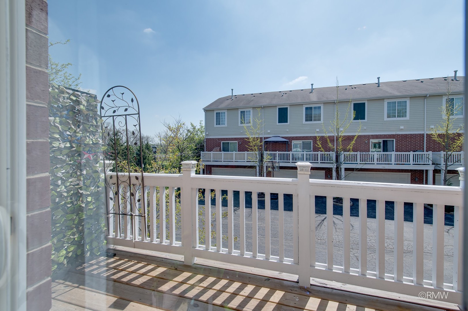 136 Morgans Gate Drive #136, Wood Dale, IL 60191