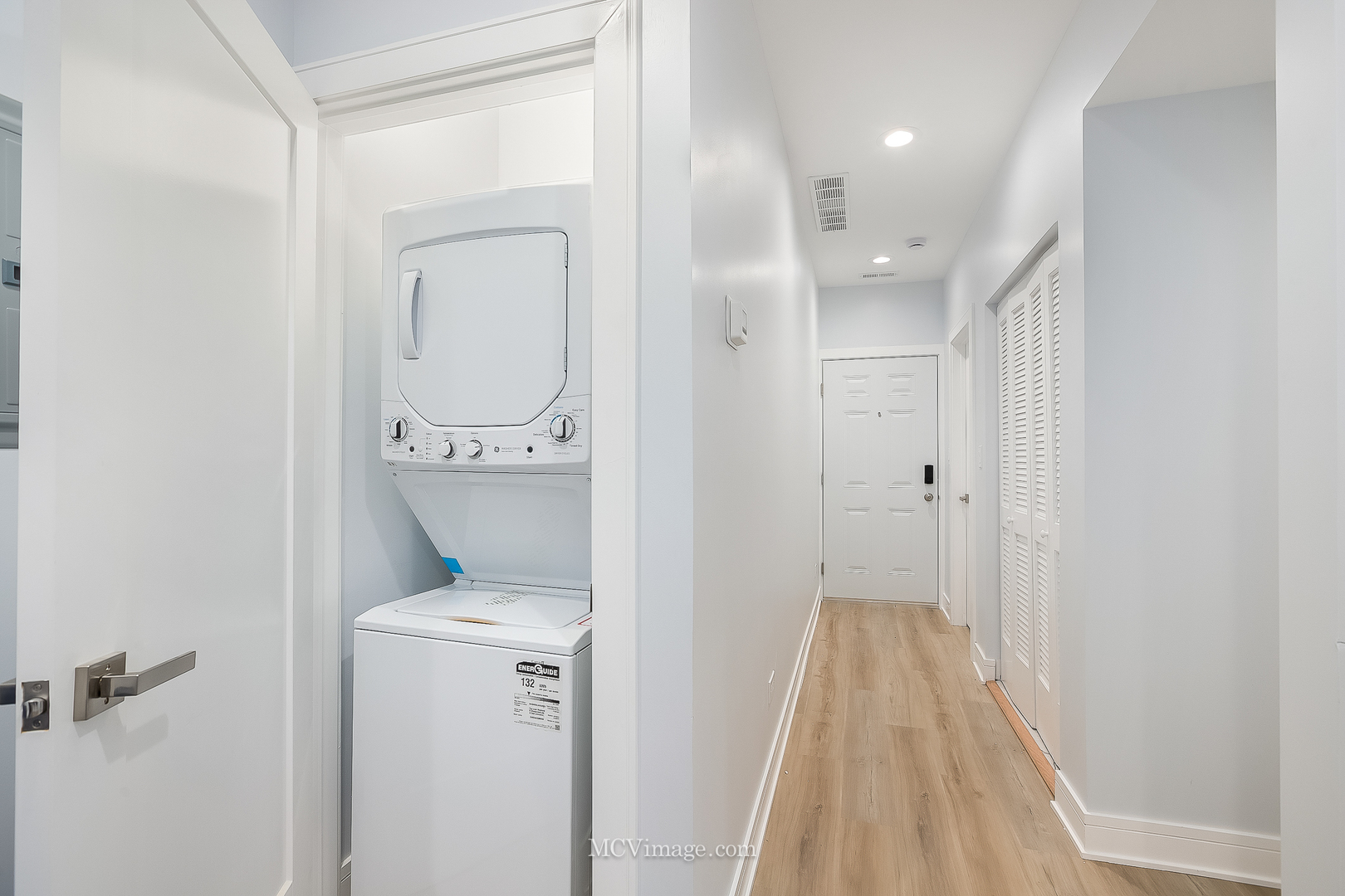 1713 S Jefferson Street, Chicago, IL 60616