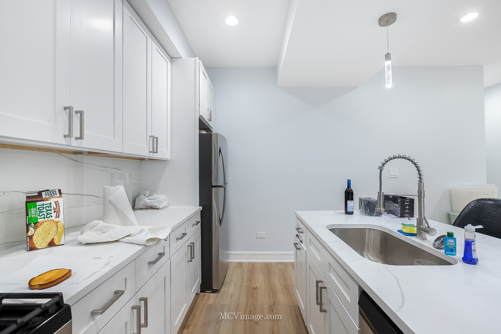 1713 S Jefferson Street, Chicago, IL 60616