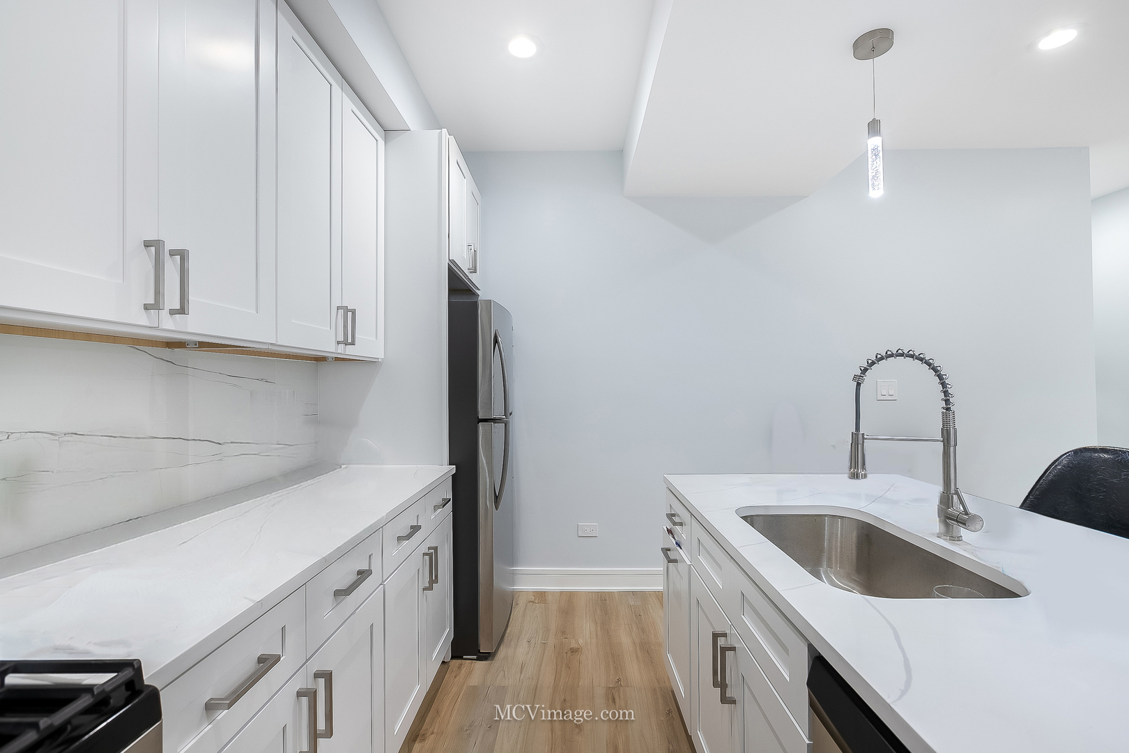 1713 S Jefferson Street, Chicago, IL 60616