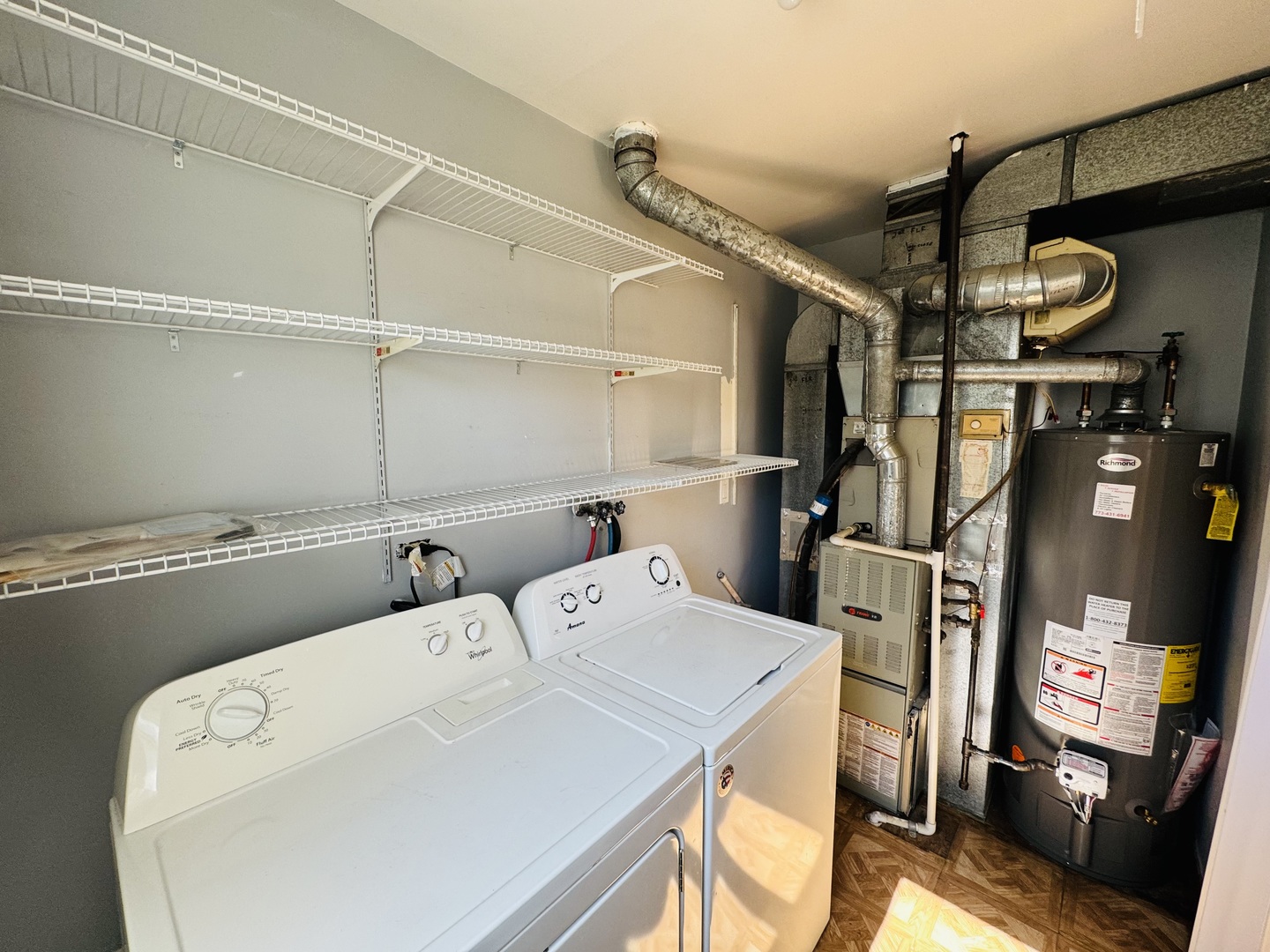 923 Daniels Court, Schaumburg, IL 60194