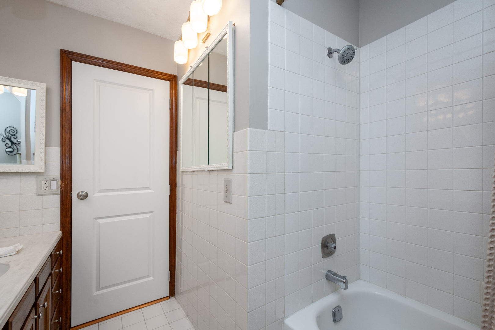 39895 N Crabapple Drive, Antioch, IL 60002