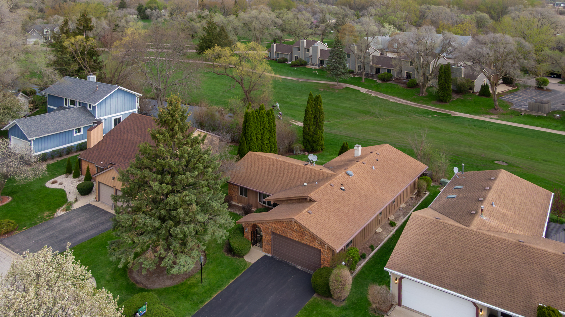 39895 N Crabapple Drive, Antioch, IL 60002