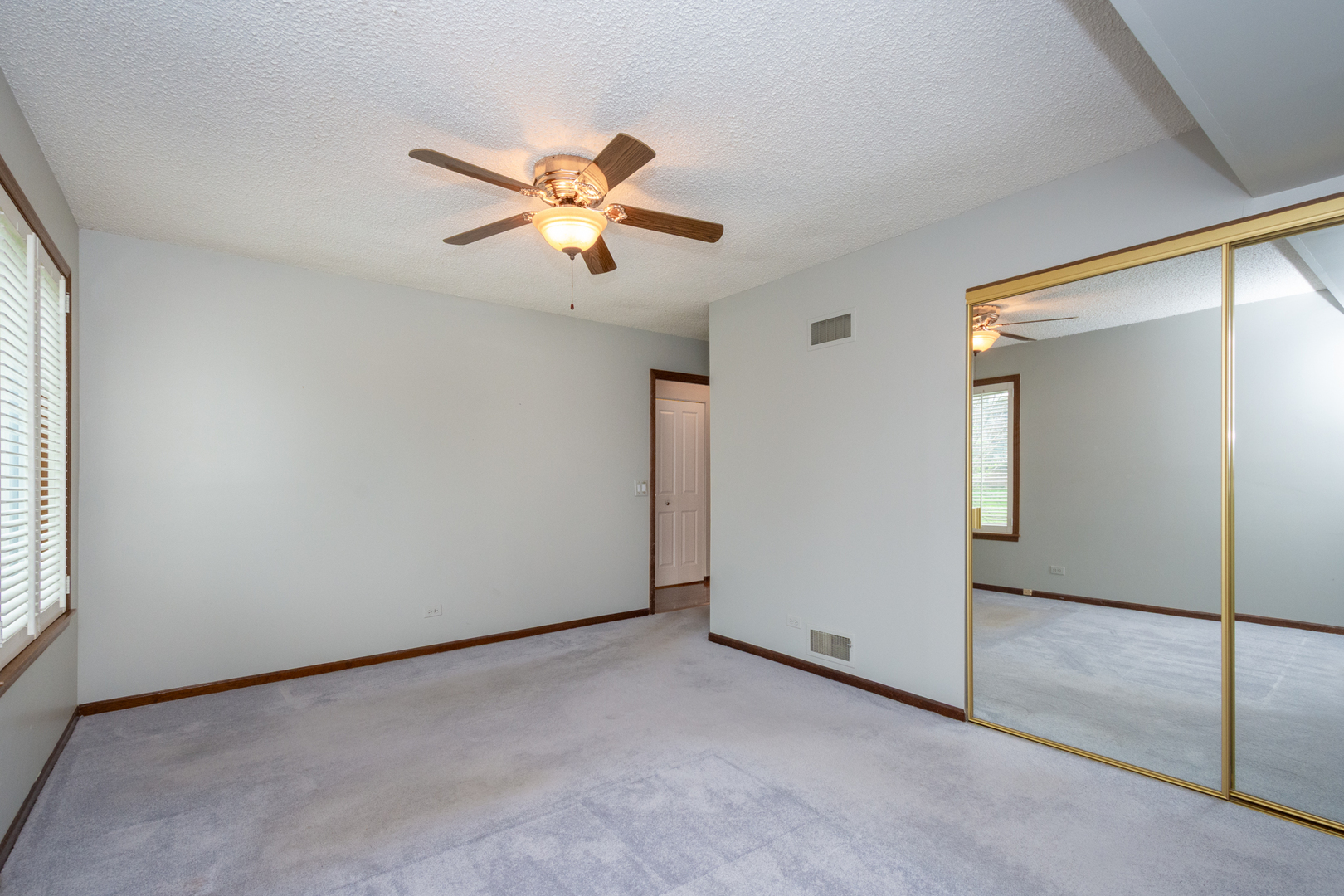 39895 N Crabapple Drive, Antioch, IL 60002