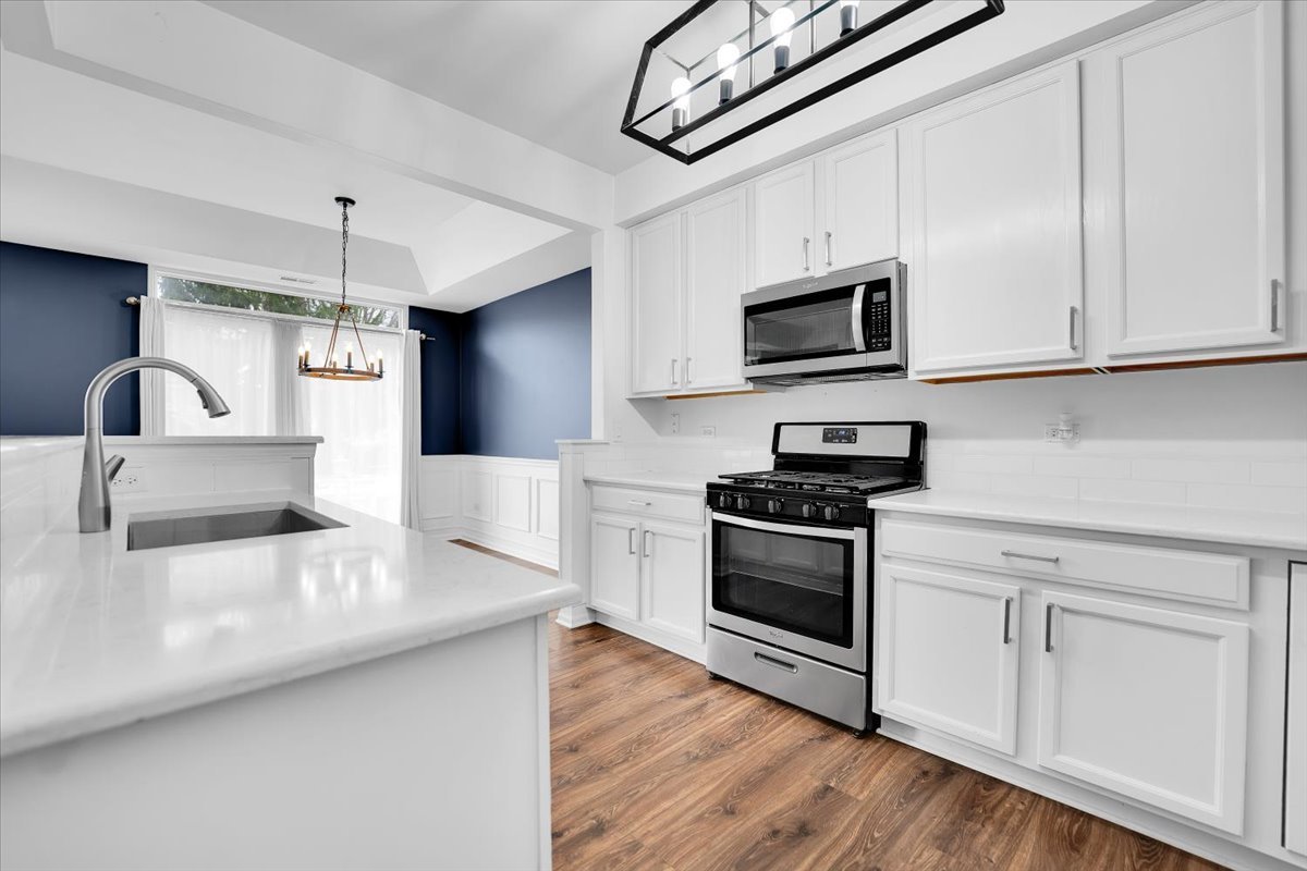 14084 Moraine Hills Drive, Huntley, IL 60142