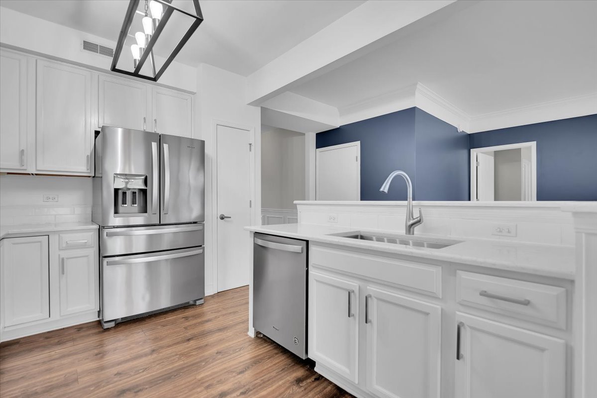 14084 Moraine Hills Drive, Huntley, IL 60142