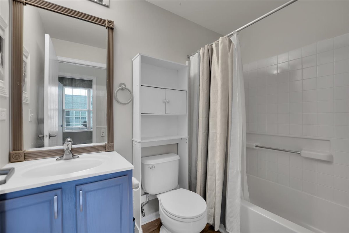 14084 Moraine Hills Drive, Huntley, IL 60142