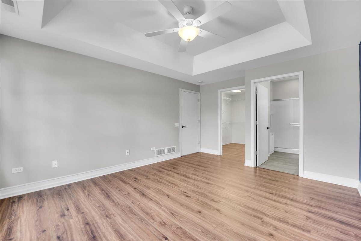 14084 Moraine Hills Drive, Huntley, IL 60142