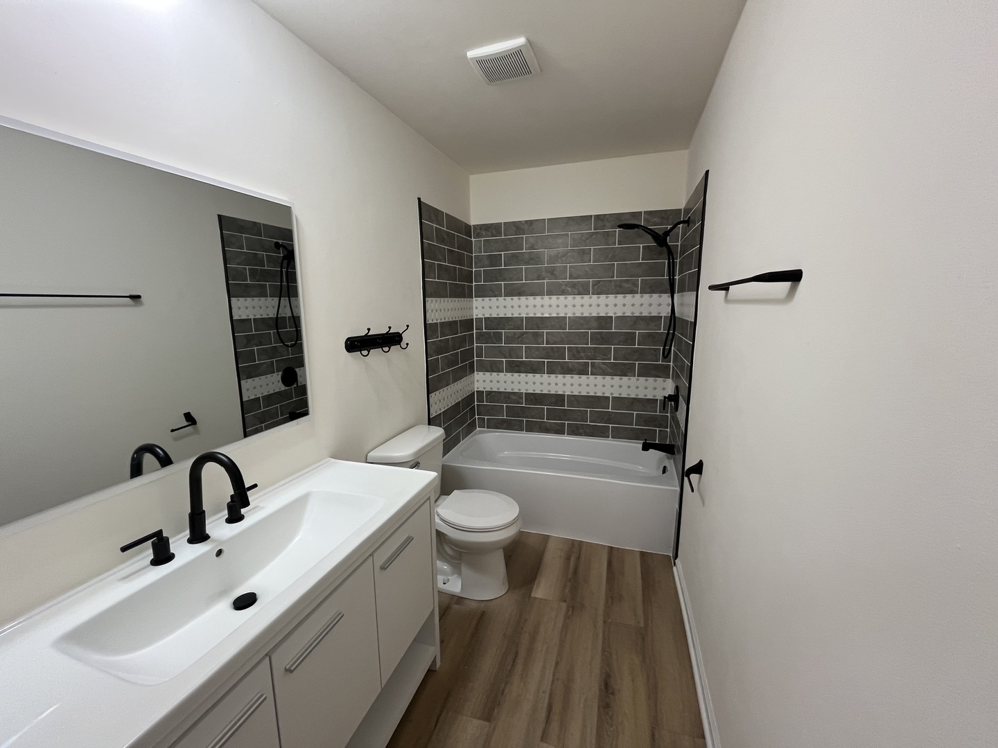 4900 MARY Court, Country Club Hills, IL 60478