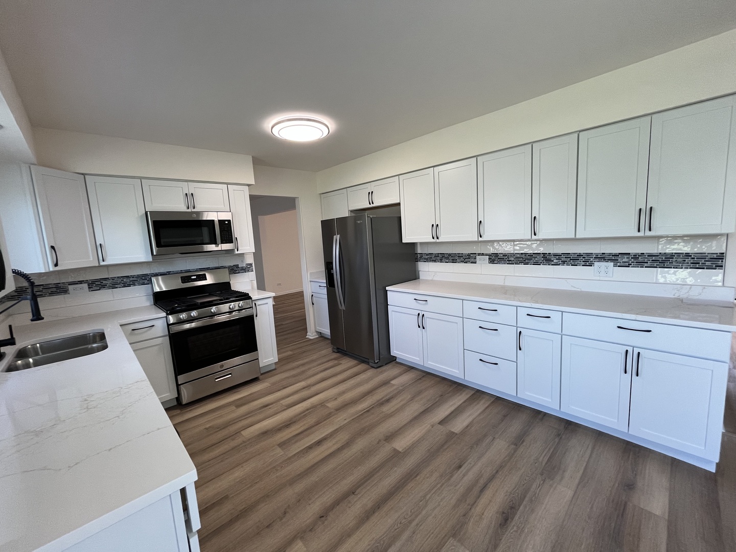 4900 MARY Court, Country Club Hills, IL 60478