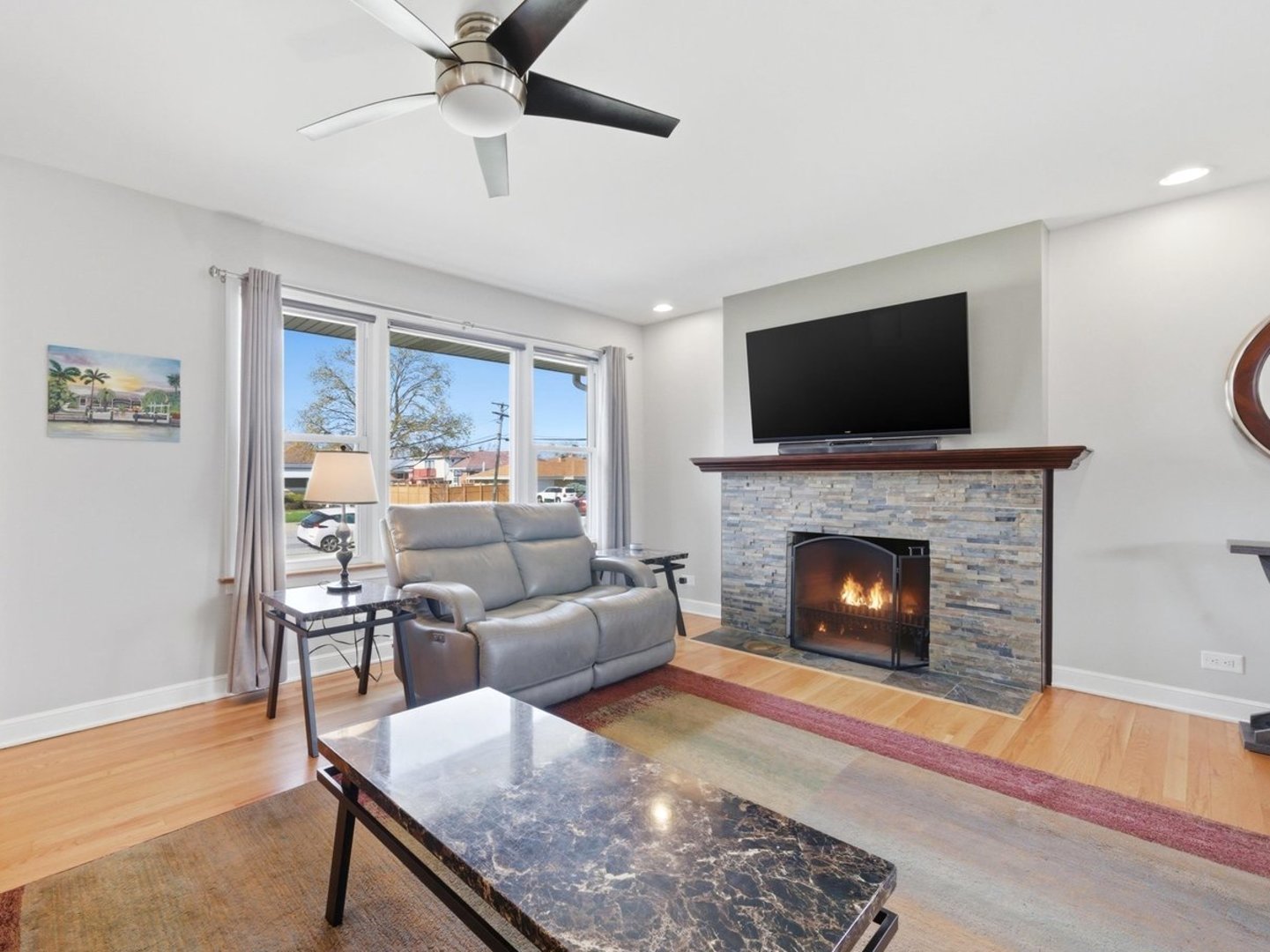 10265 Dickens Street, Westchester, IL 60154