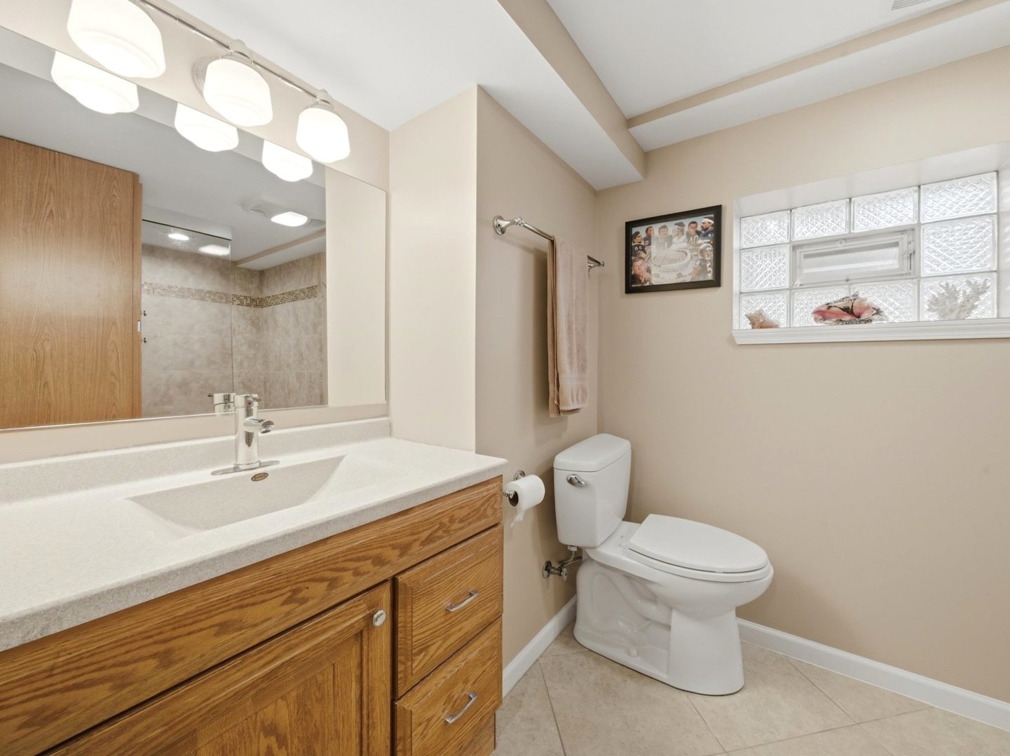 10265 Dickens Street, Westchester, IL 60154