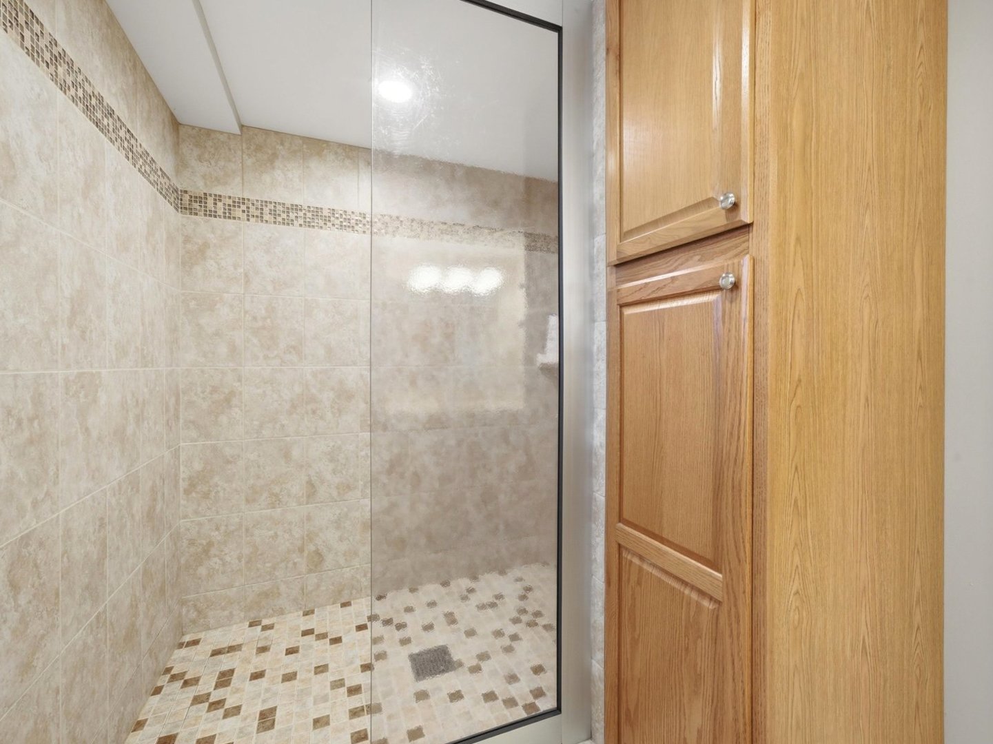 10265 Dickens Street, Westchester, IL 60154