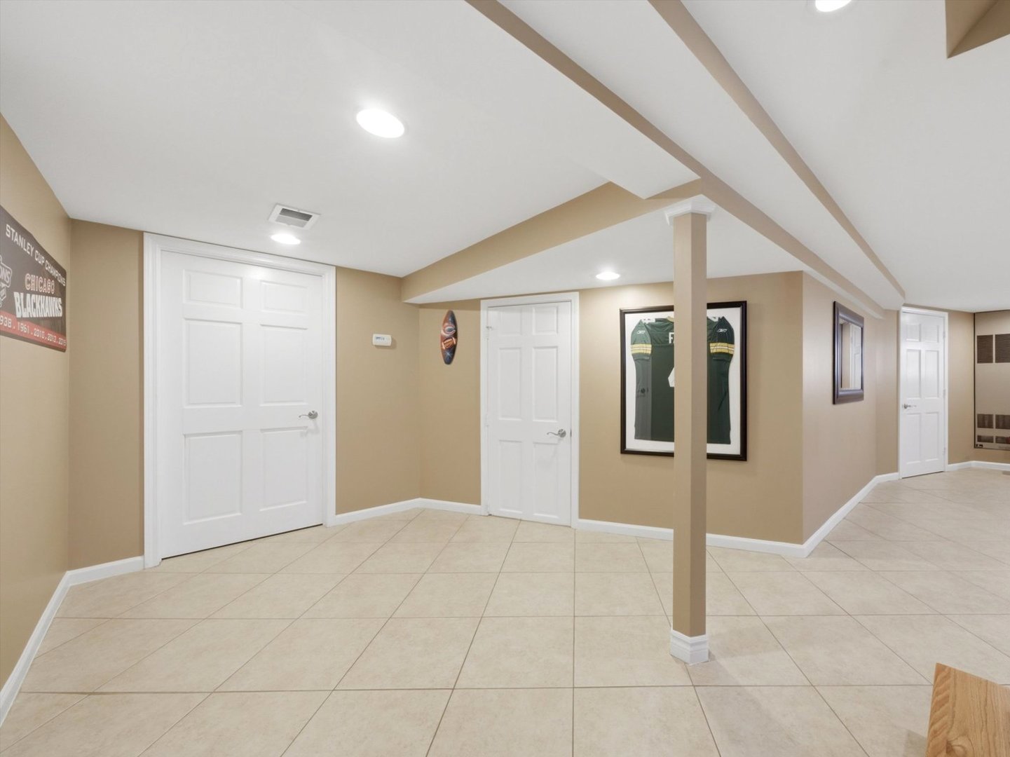 10265 Dickens Street, Westchester, IL 60154