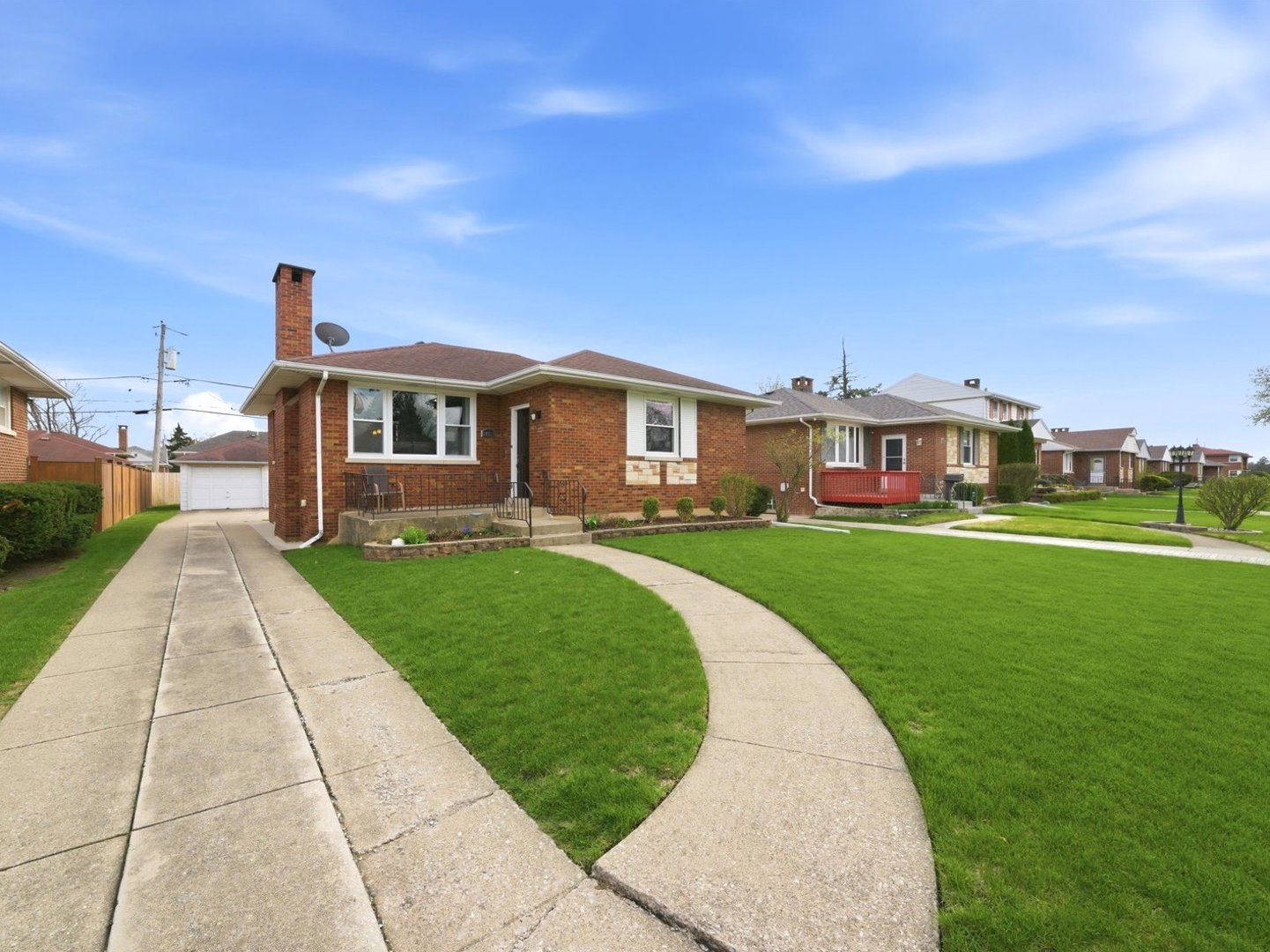 10265 Dickens Street, Westchester, IL 60154