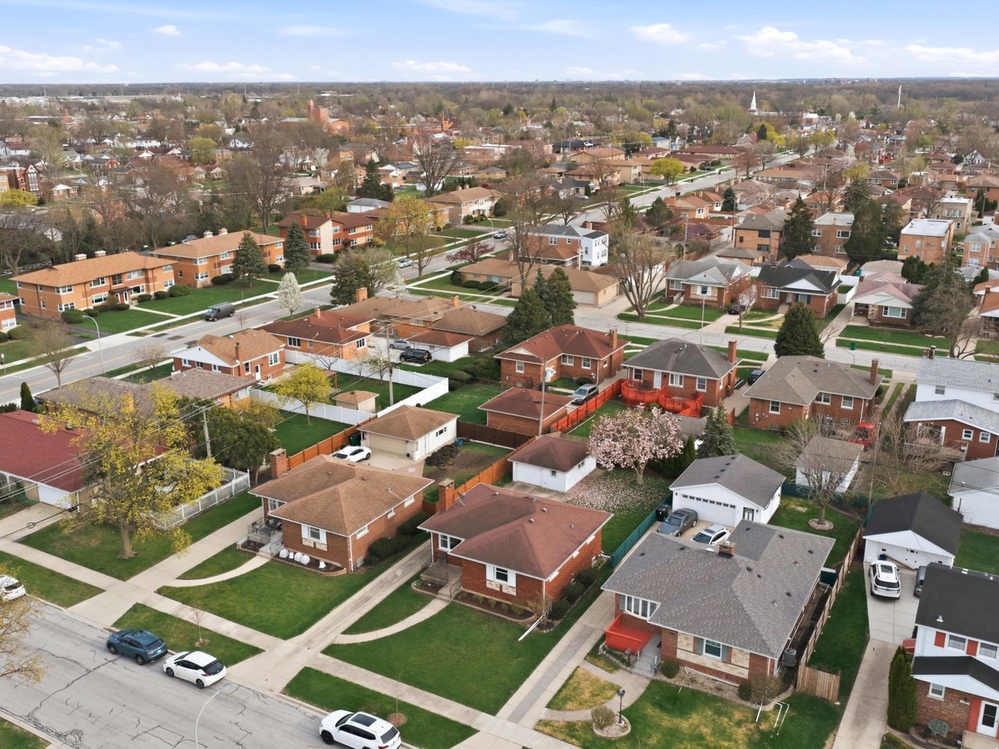 10265 Dickens Street, Westchester, IL 60154