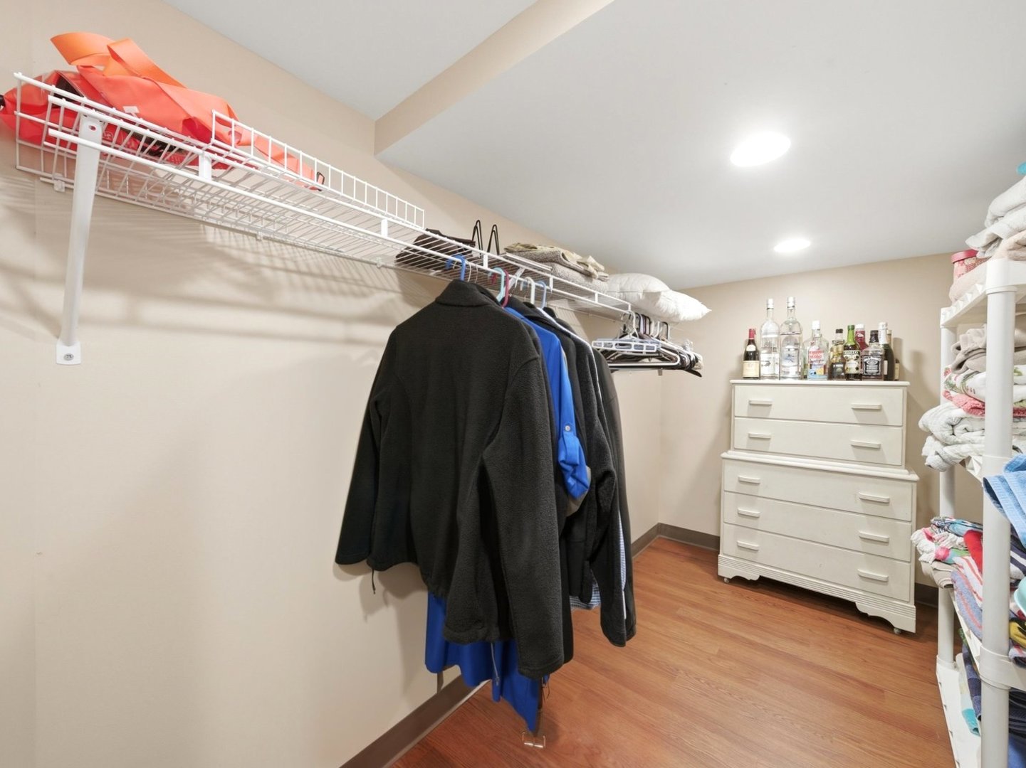 10265 Dickens Street, Westchester, IL 60154