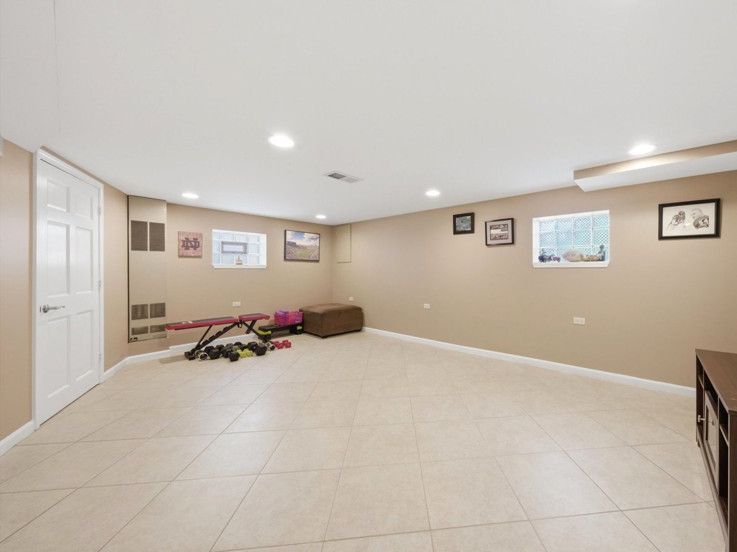 10265 Dickens Street, Westchester, IL 60154