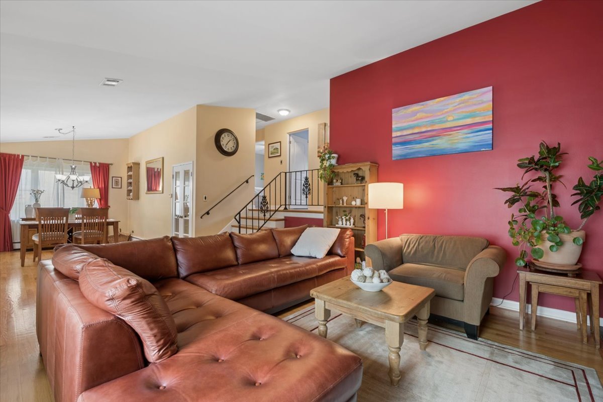 611 50th Place, Western Springs, IL 60558