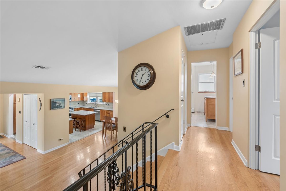 611 50th Place, Western Springs, IL 60558