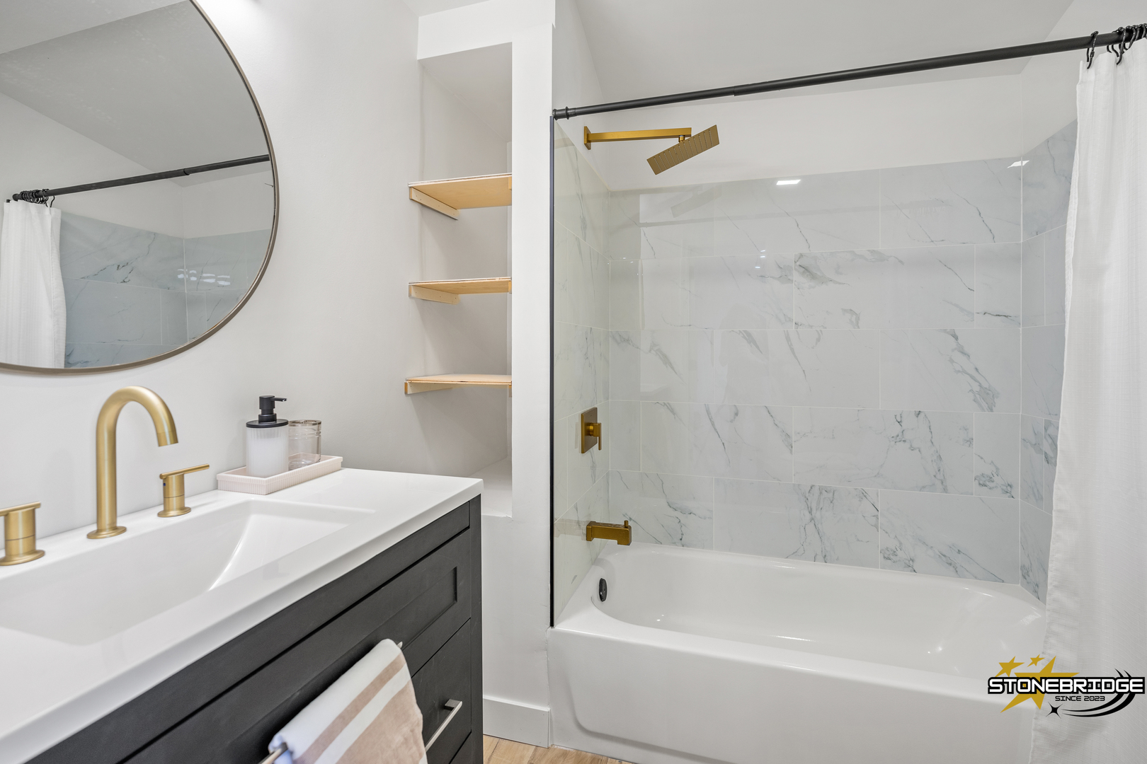 37648 N Lake Vista Terrace, Spring Grove, IL 60081