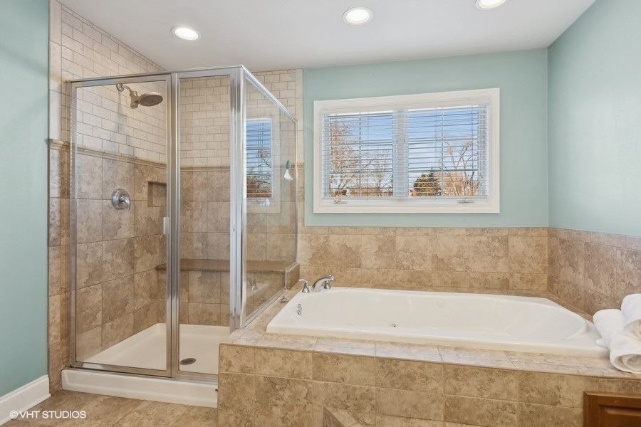 816 S Spring Road, Elmhurst, IL 60126