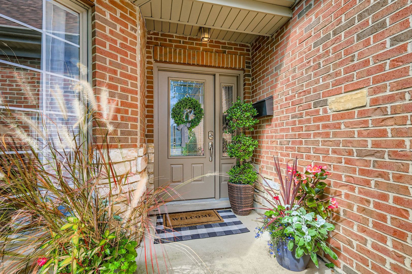 816 S Spring Road, Elmhurst, IL 60126