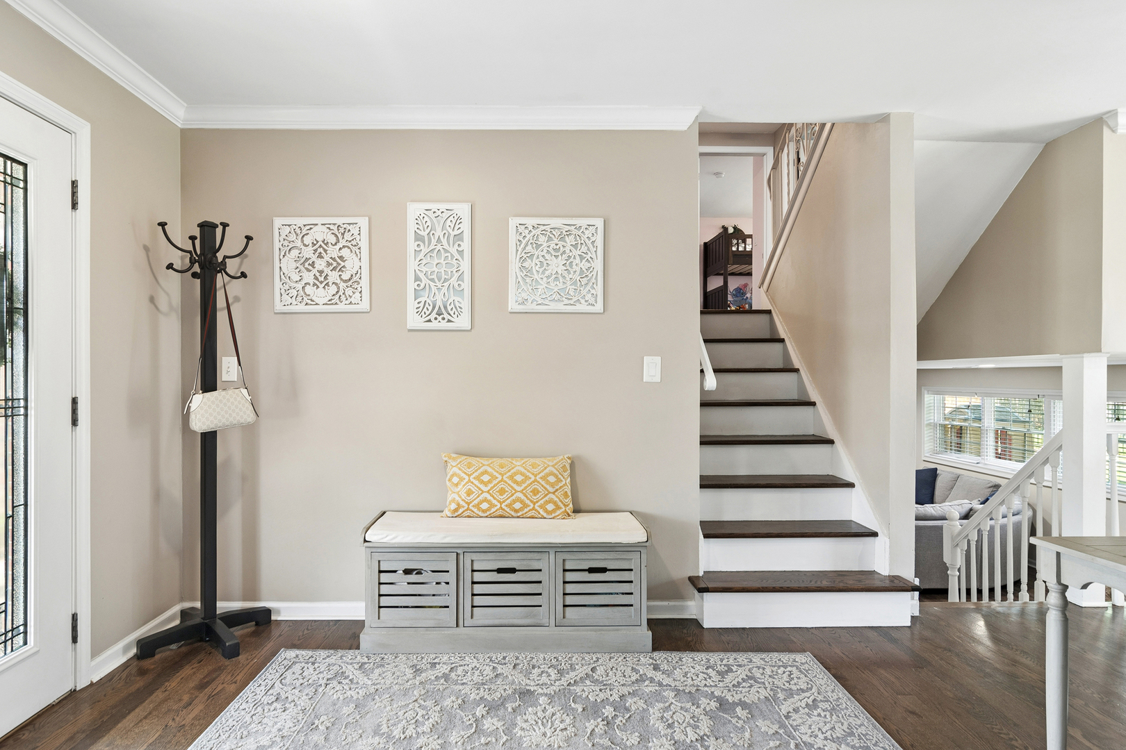 106 W Pickwick Road, Arlington Heights, IL 60005