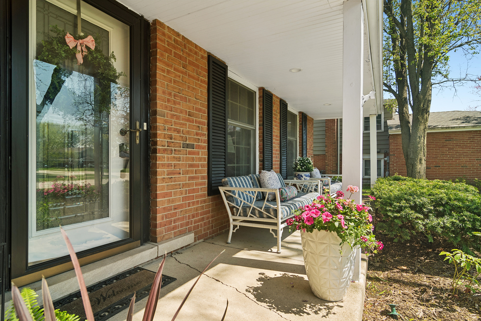 106 W Pickwick Road, Arlington Heights, IL 60005