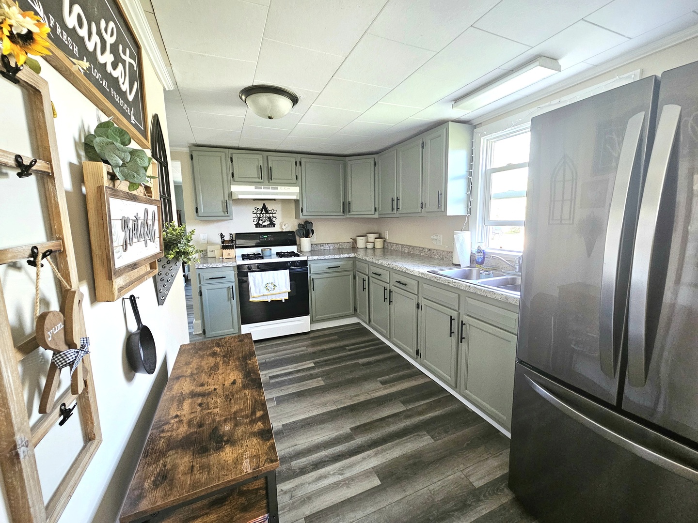 702 S Main Street, Yorkville, IL 60560