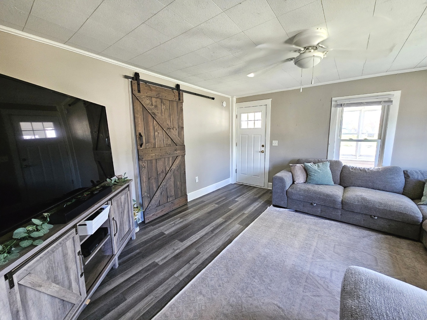 702 S Main Street, Yorkville, IL 60560