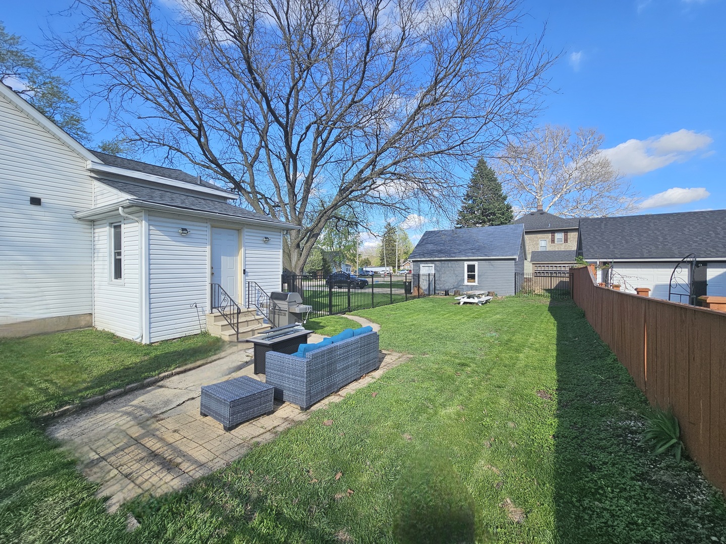 702 S Main Street, Yorkville, IL 60560