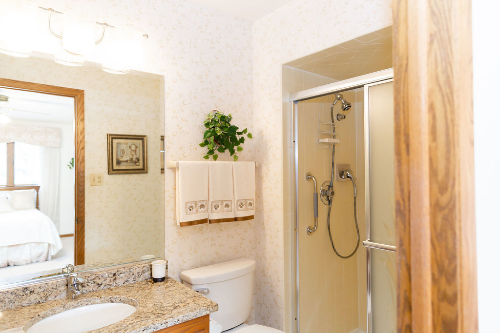 8310 ASHLEY Lane #8310, Tinley Park, IL 60477