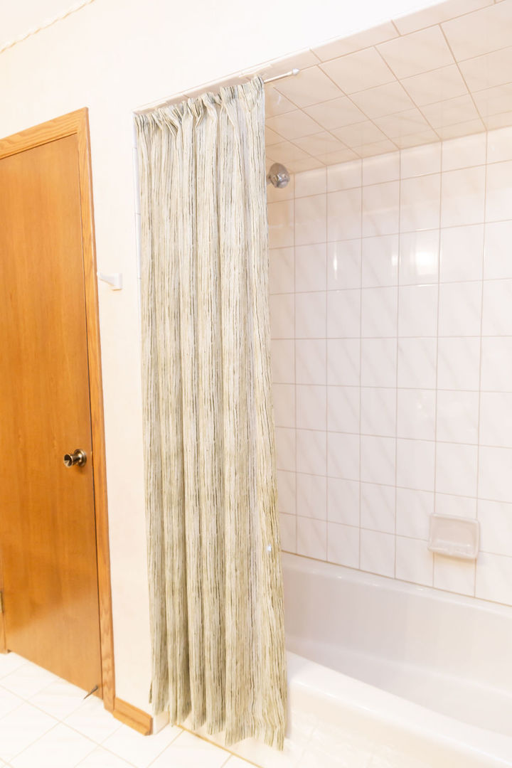 8310 ASHLEY Lane #8310, Tinley Park, IL 60477