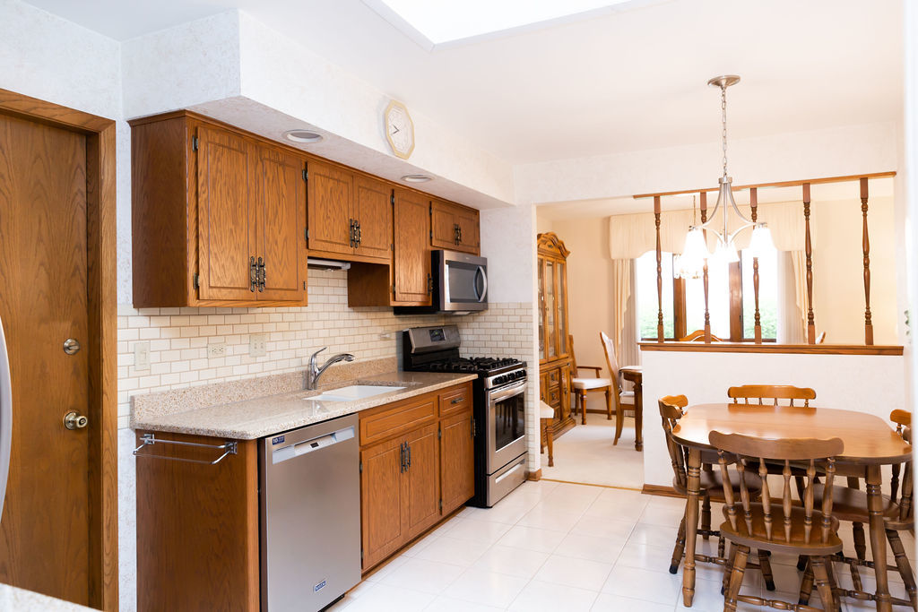 8310 ASHLEY Lane #8310, Tinley Park, IL 60477