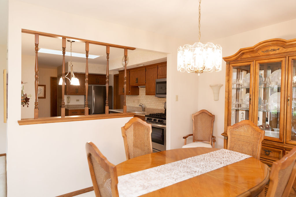 8310 ASHLEY Lane #8310, Tinley Park, IL 60477