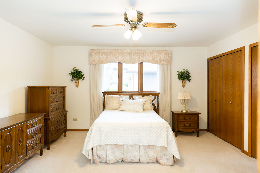 8310 ASHLEY Lane #8310, Tinley Park, IL 60477