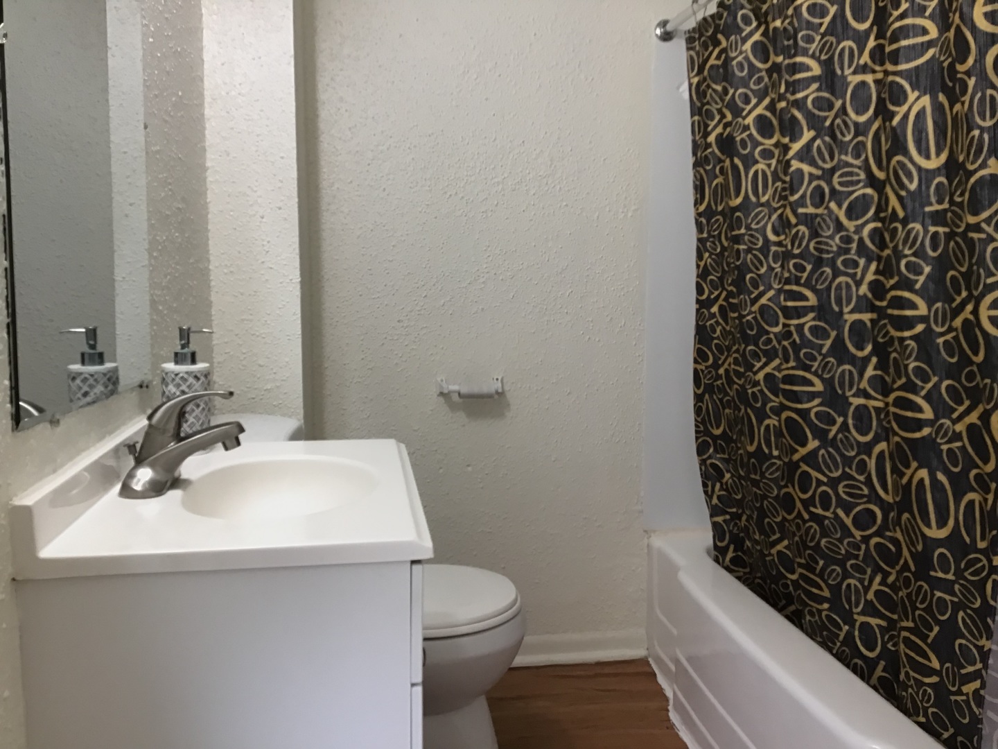 2406 Gilead Avenue, Zion, IL 60099