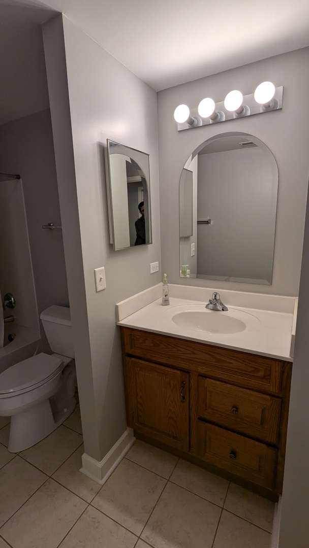 243 Colonial Drive, Vernon Hills, IL 60061
