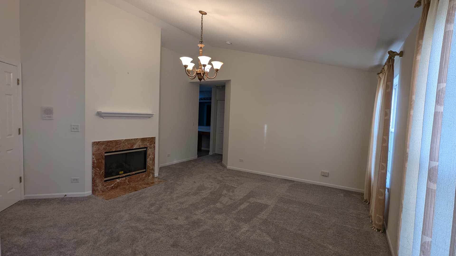 243 Colonial Drive, Vernon Hills, IL 60061