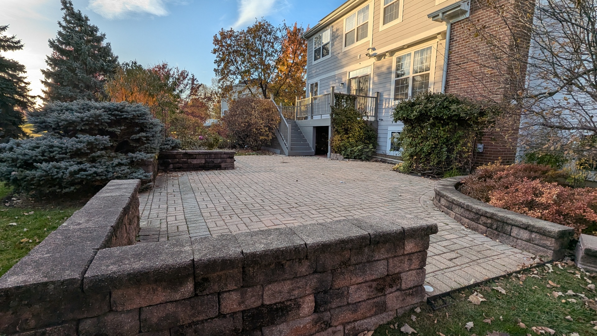 243 Colonial Drive, Vernon Hills, IL 60061