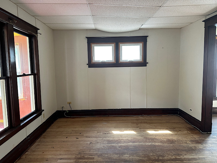 128 S 12th Avenue, Maywood, IL 60153